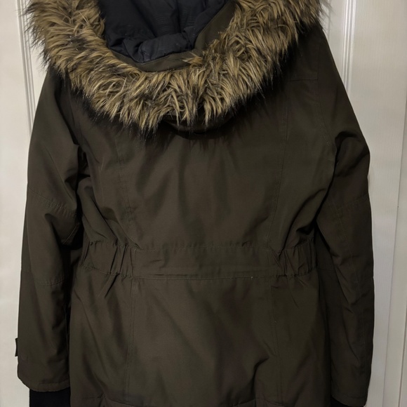 Aritzia Parka - Picture 2 of 3
